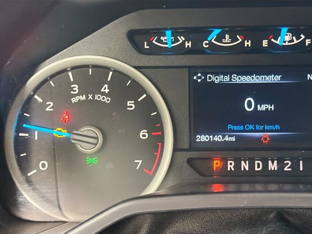 Used 2016 Ford F150 XLT w/ Equipment Group 302A Luxury AWD/4WD image 13