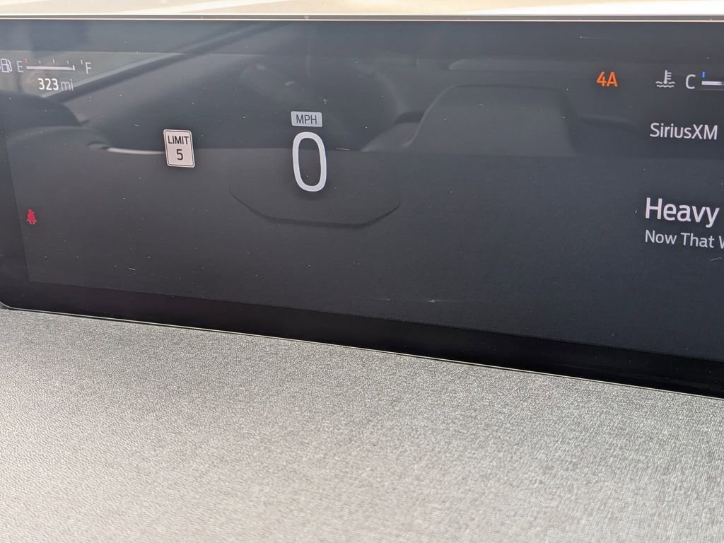 Used 2025 Ford Expedition Active image 29