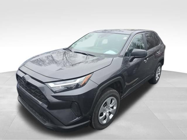 Used 2024 Toyota RAV4 LE image 2