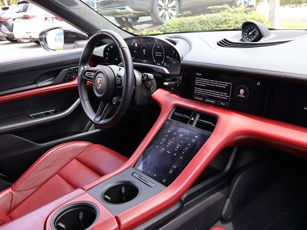 Used 2020 Porsche Taycan Turbo AWD/4WD image 31