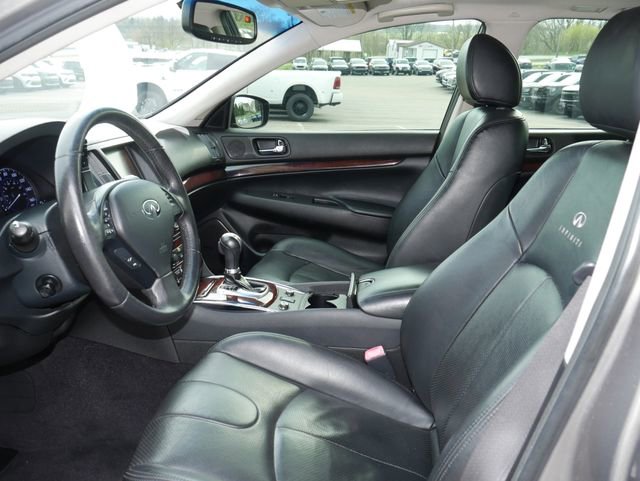 Used 2012 INFINITI G37 x w/ Premium Pkg image 2