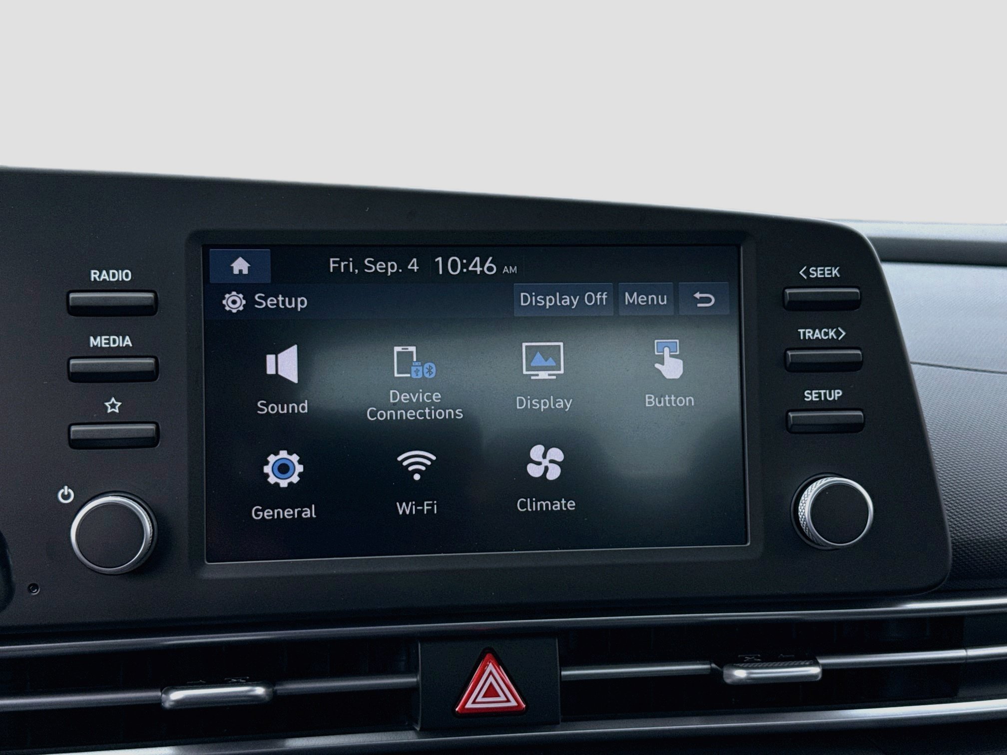 New 2026 Hyundai Elantra Hybrid FWD image 9