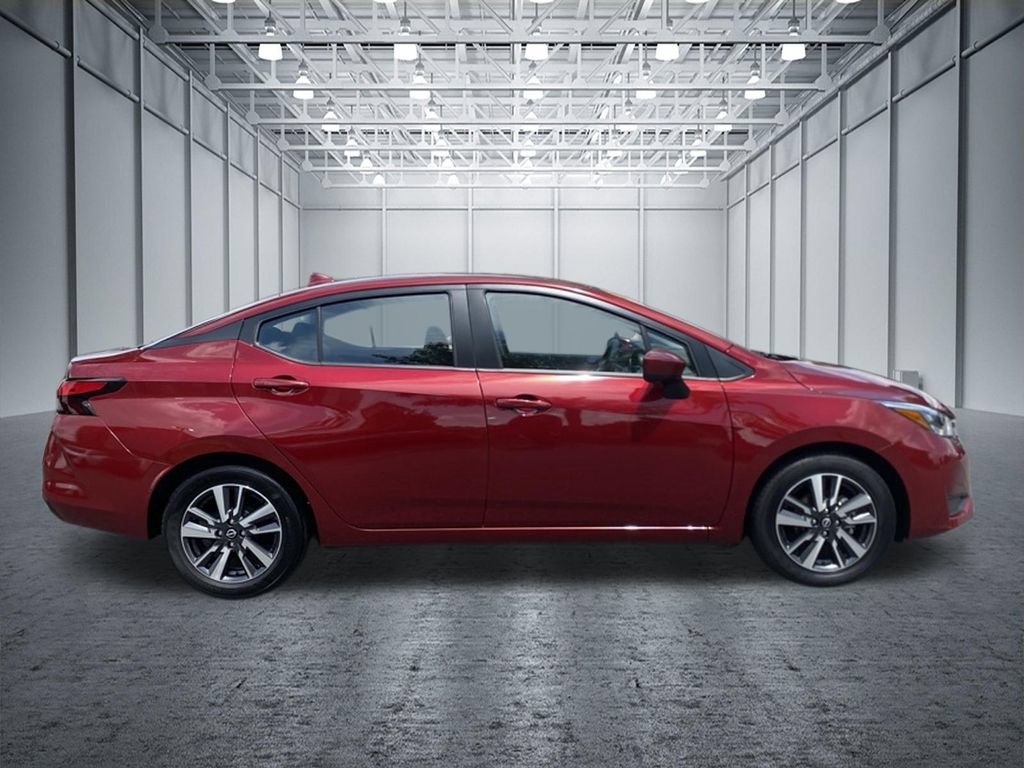 Certified 2025 Nissan Versa SV FWD image 4