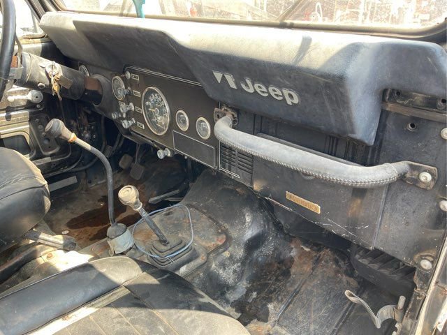 Used 1986 Jeep CJ 7 image 8