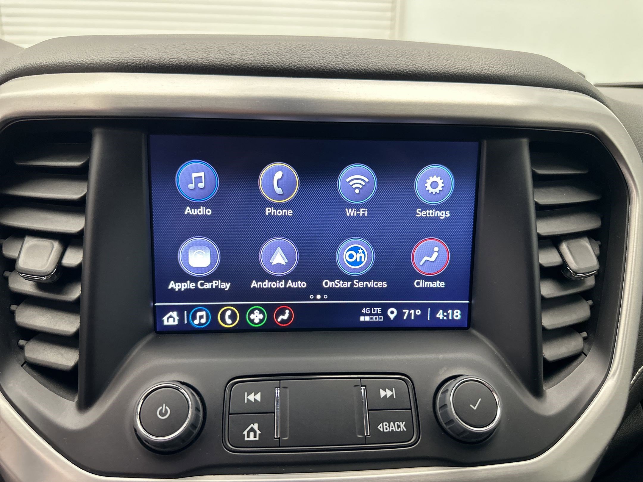 Certified 2023 GMC Acadia SLE w/ Driver Convenience Package image 23