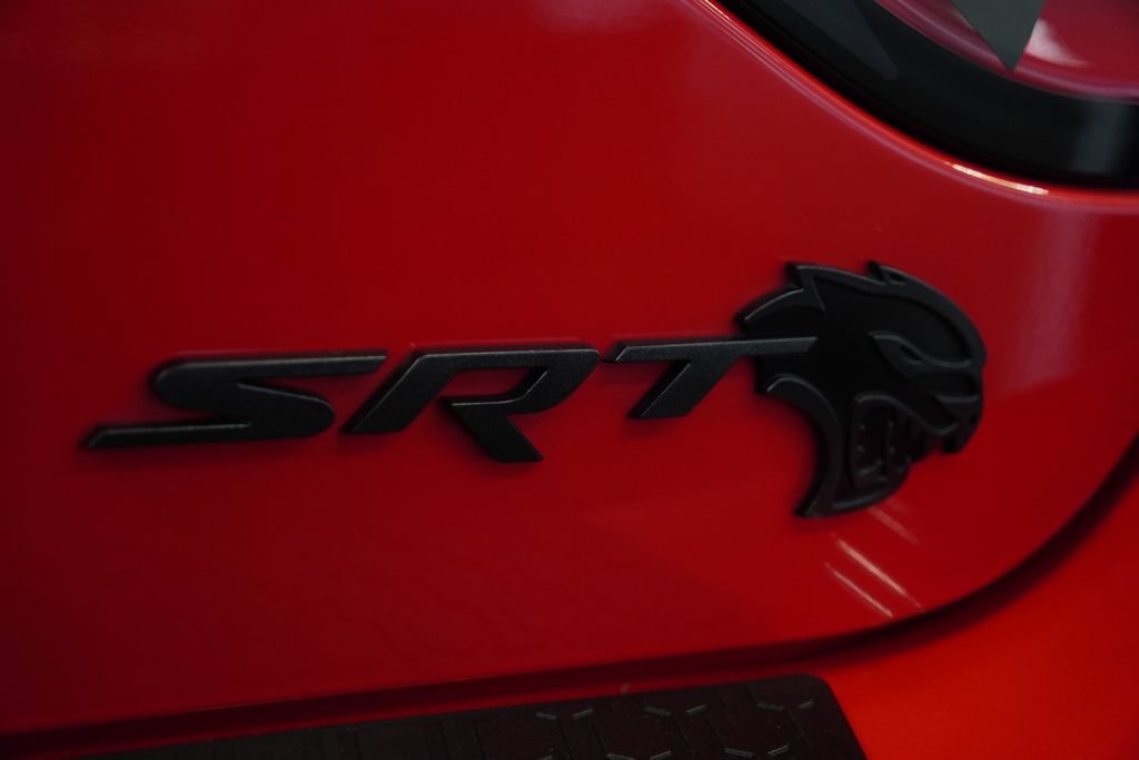 Used 2022 Dodge Charger SRT Hellcat w/ Carbon/Suede Interior Package RWD image 7
