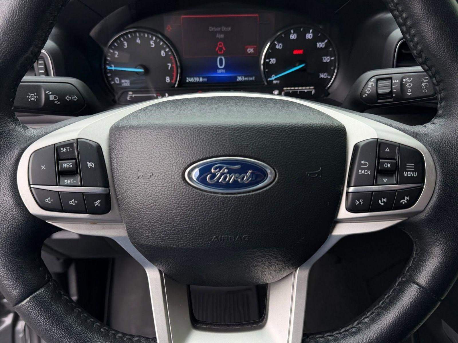 Used 2023 Ford Explorer XLT w/ Equipment Group 202A AWD/4WD image 14