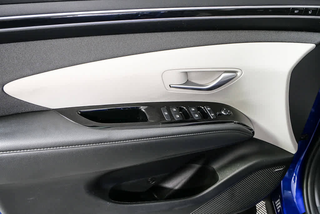 Used 2023 Hyundai Tucson Limited w/ Cargo Package image 6