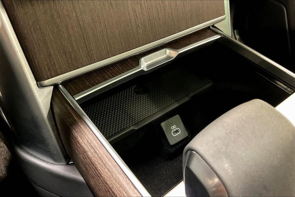 Used 2024 Land Rover Range Rover SE image 16