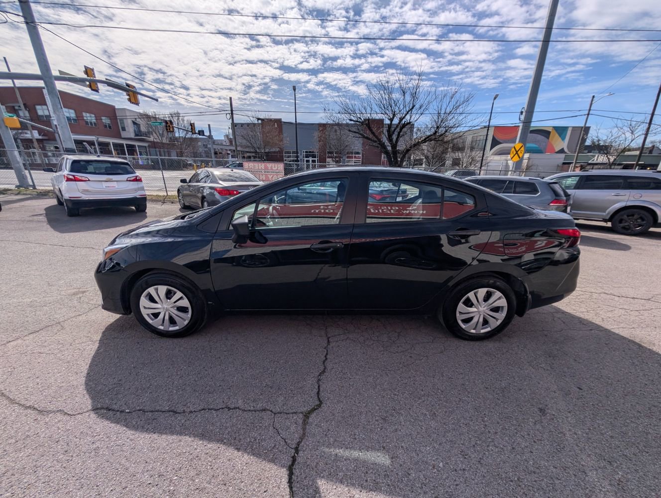 Used 2025 Nissan Versa S w/ Trunk Package image 9