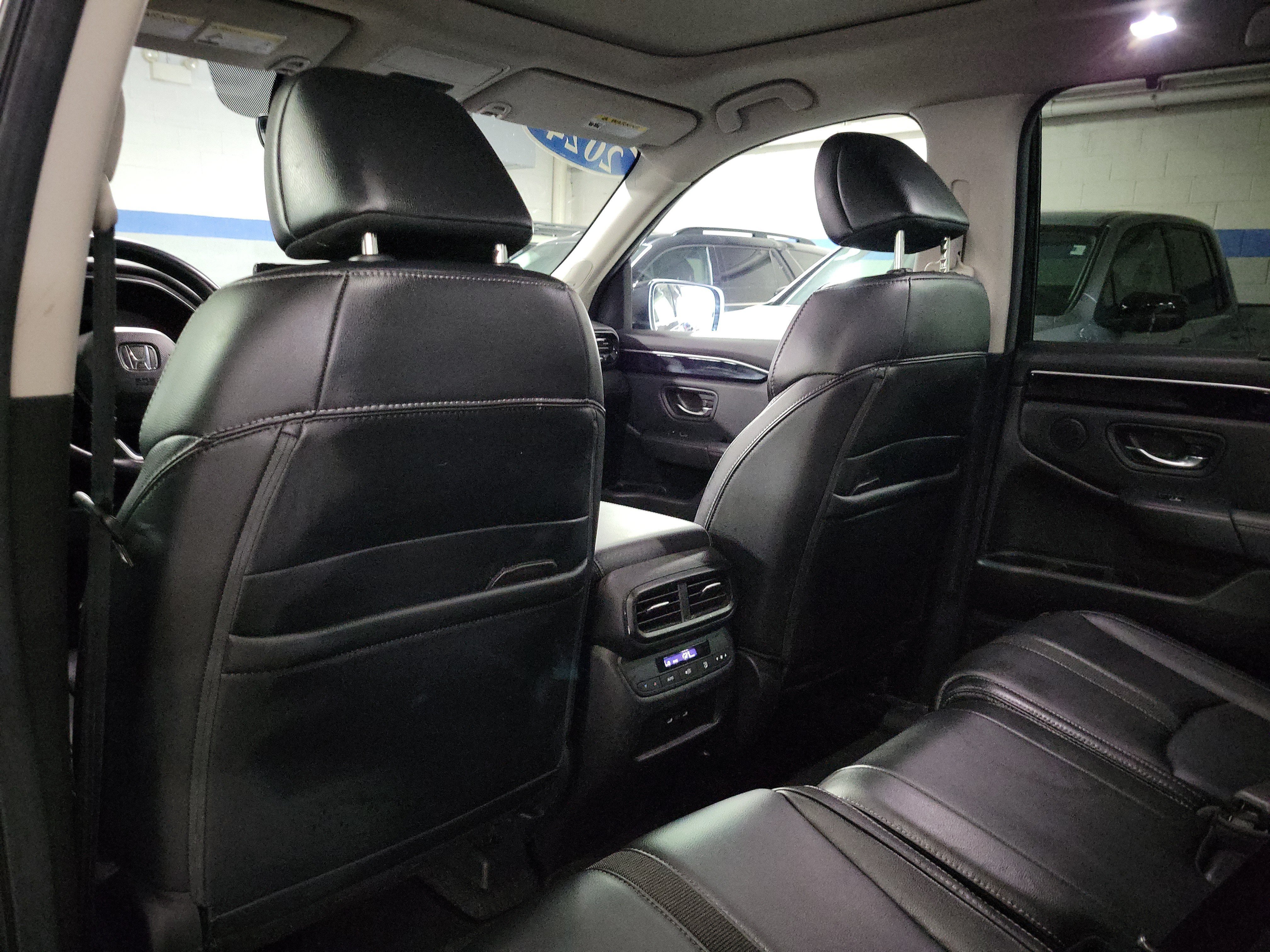 Certified 2024 Honda Pilot Touring image 17