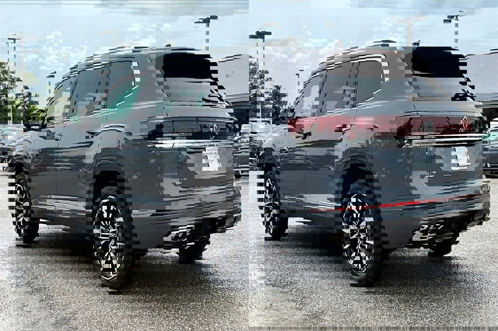 New 2026 Volkswagen Atlas SEL Premium R-Line image 7