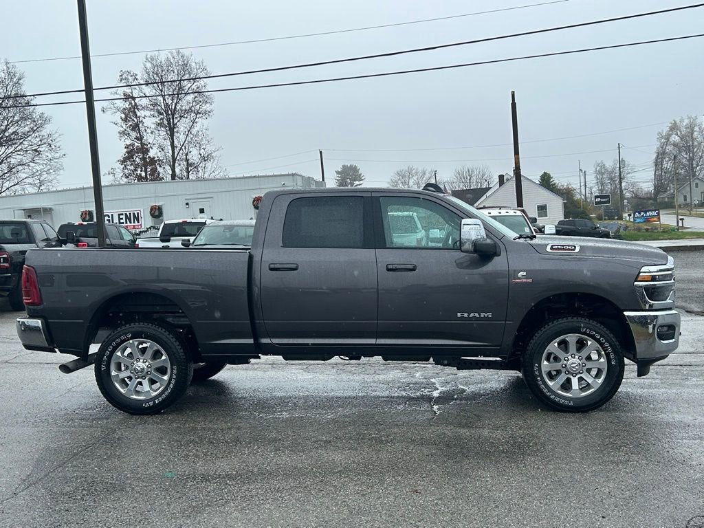 New 2026 RAM 2500 Laramie AWD/4WD image 5