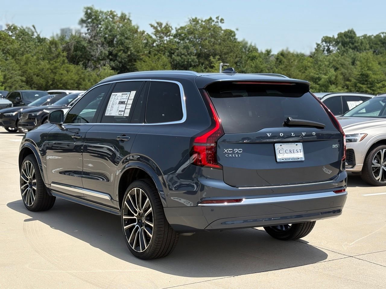 New 2026 Volvo XC90 B5 Ultra w/ Lounge Package image 4