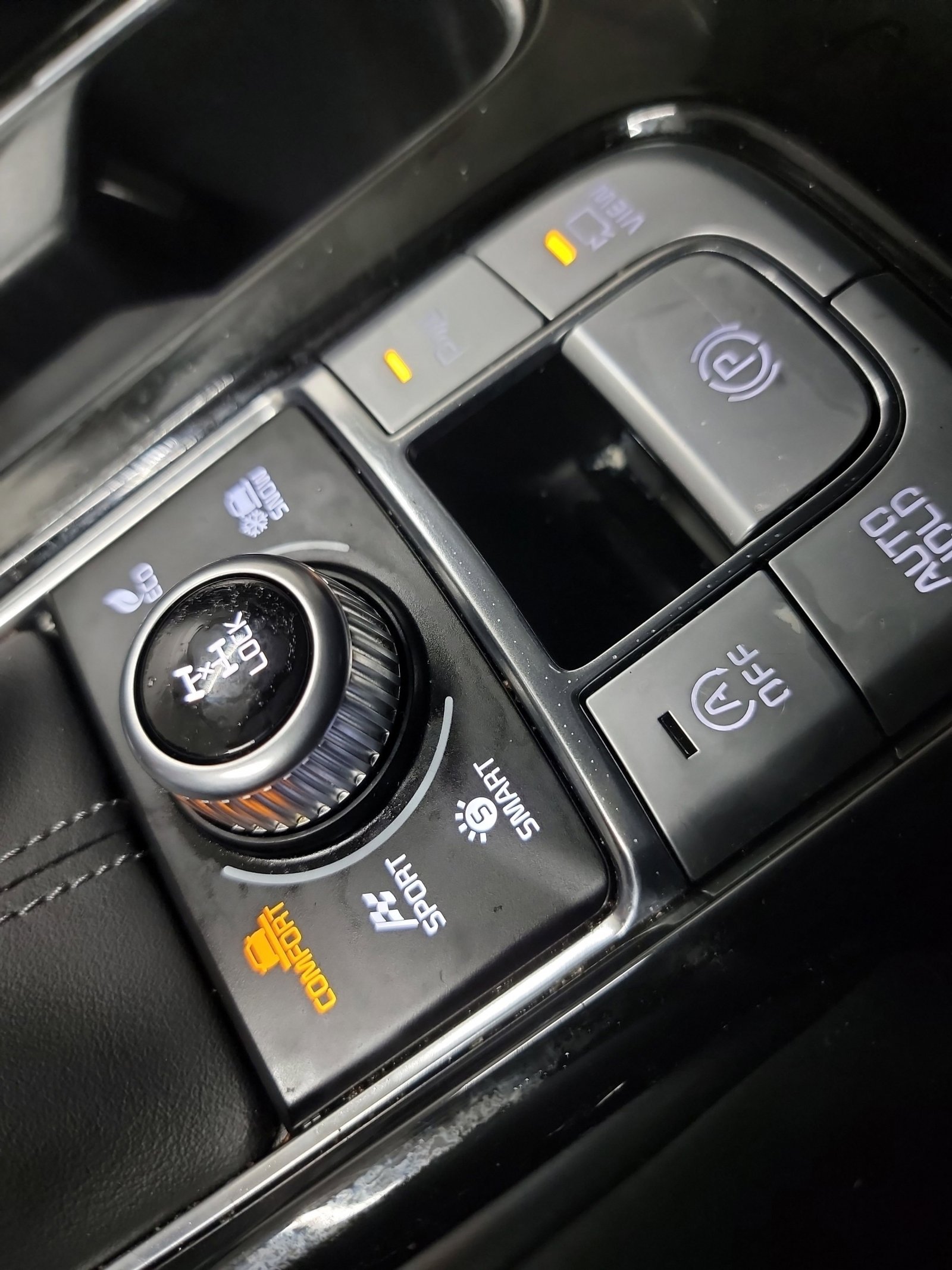 Used 2021 Kia Telluride SX w/ SX Prestige Package AWD/4WD image 36