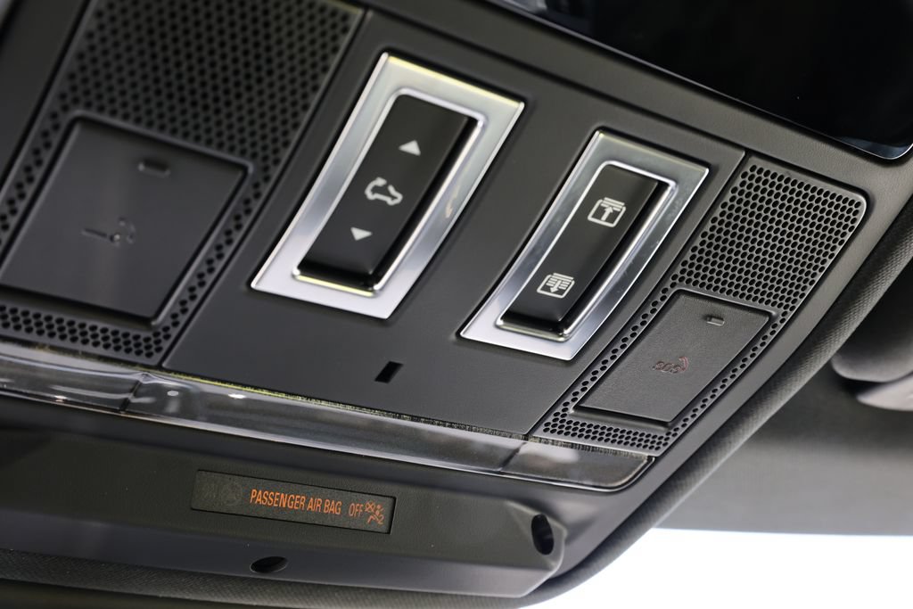 New 2026 Land Rover Range Rover Evoque S AWD/4WD image 30