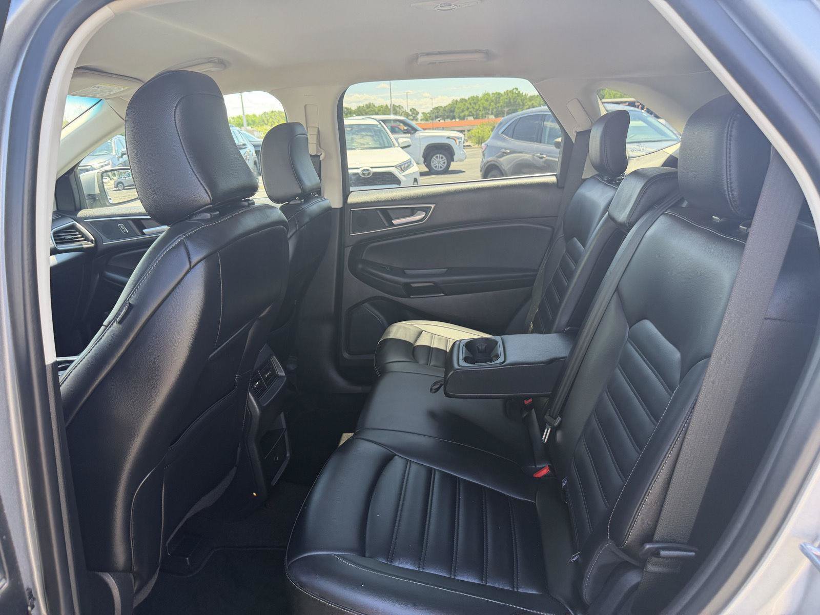 Used 2024 Ford Edge SEL AWD/4WD image 14