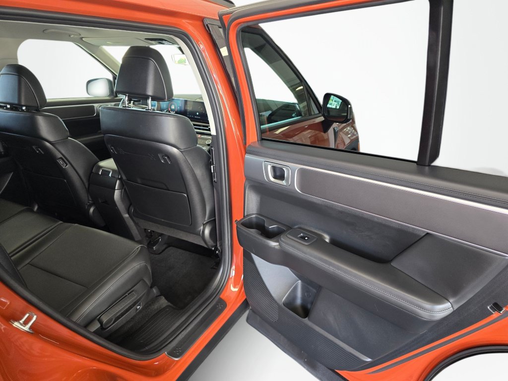 Used 2025 Hyundai Santa Fe XRT AWD/4WD image 39