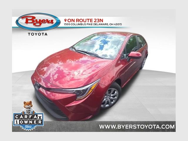 Used 2025 Toyota Corolla LE FWD image 1