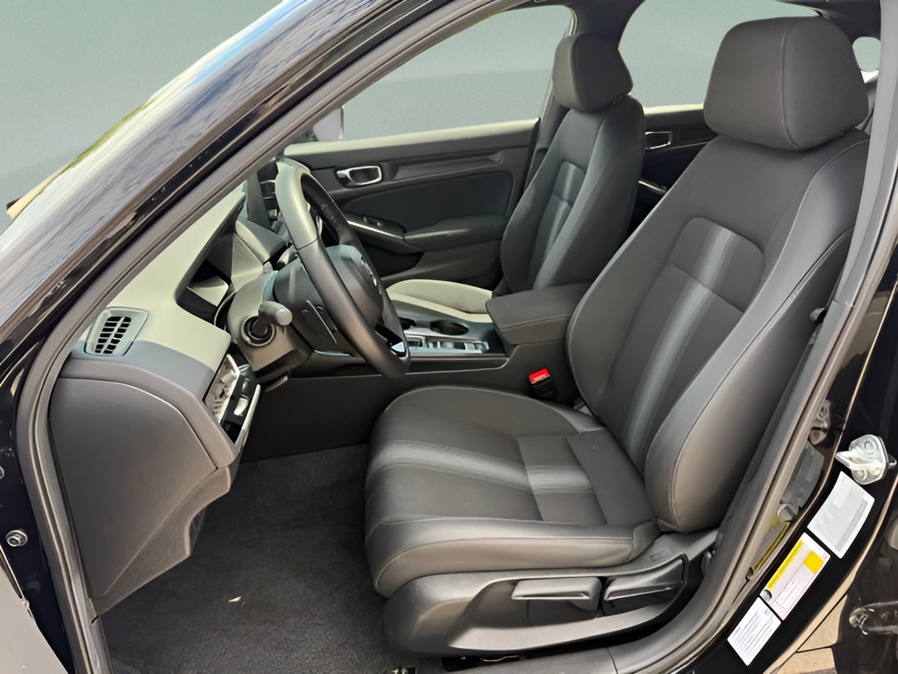 Used 2025 Honda Civic Sport image 19