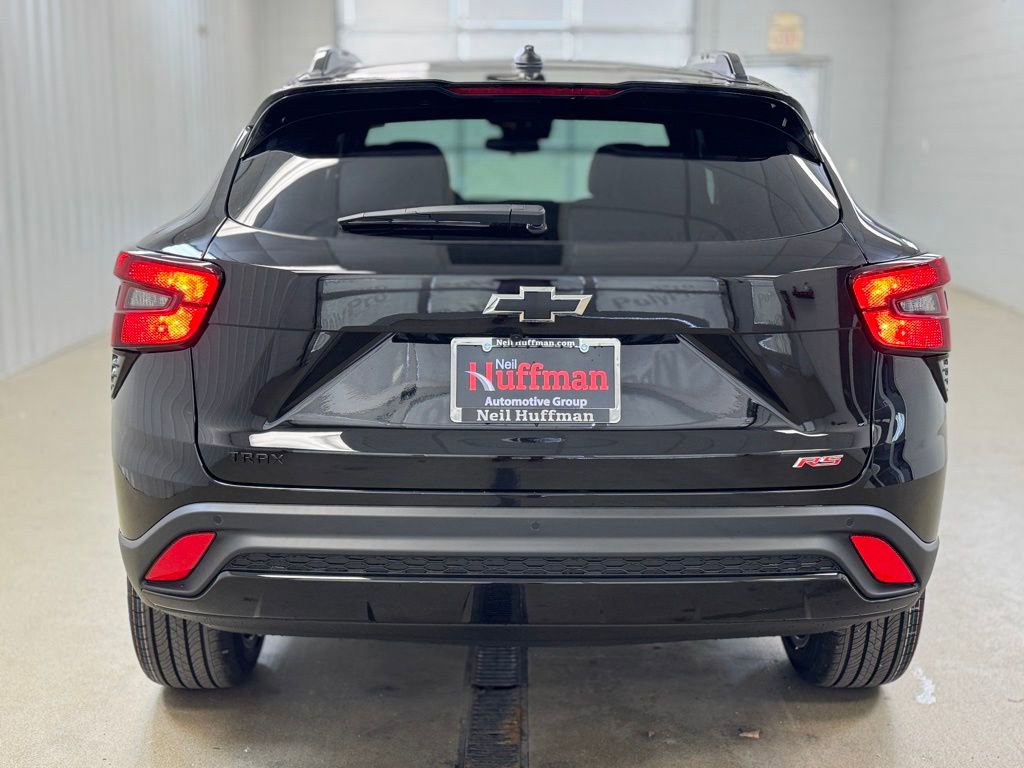 New 2026 Chevrolet Trax RS w/ Sunroof Package image 6