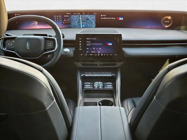 New 2025 Lincoln Nautilus Premier w/ Equipment Group 102A image 15