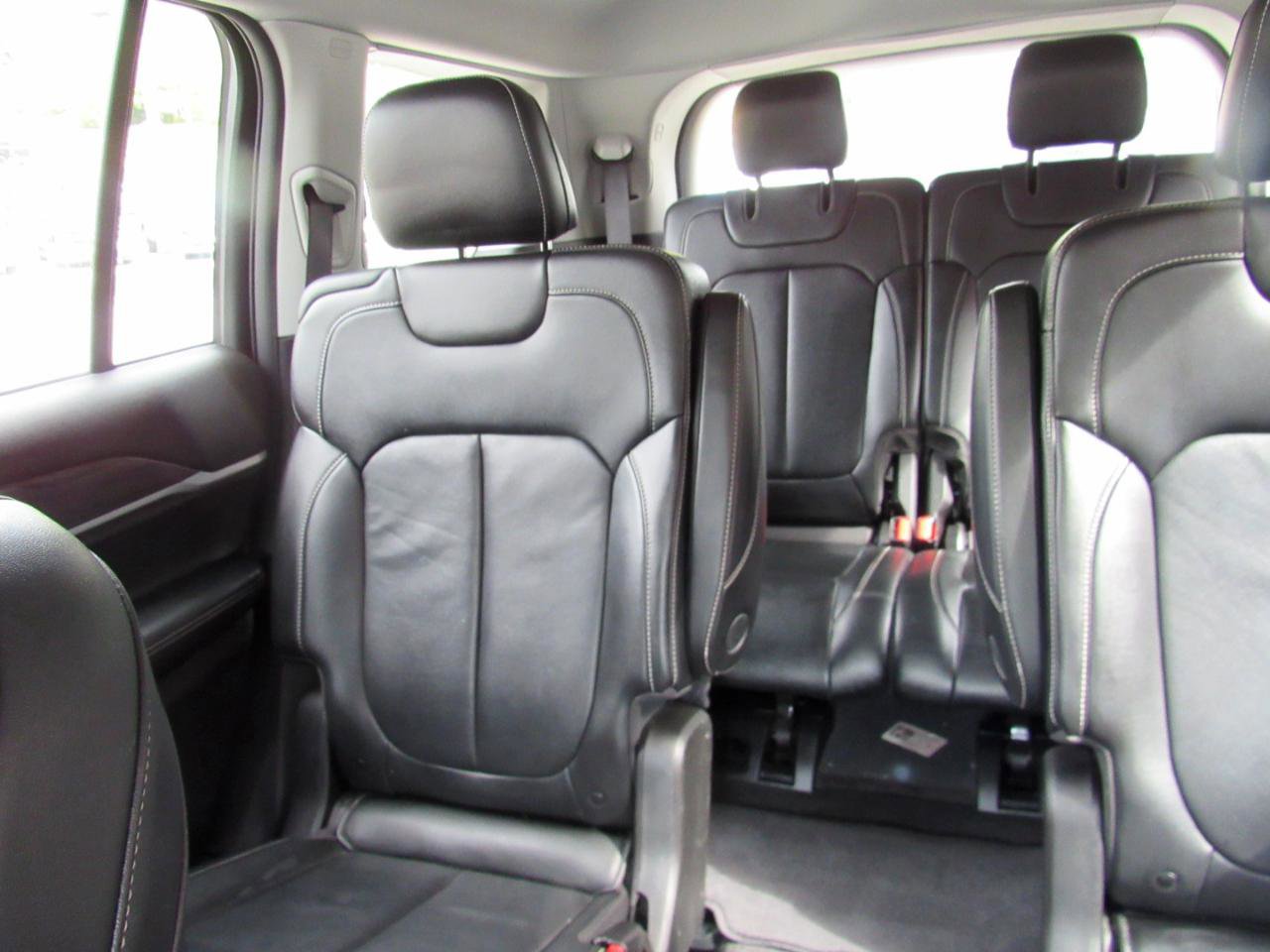 Used 2021 Jeep Grand Cherokee L Limited w/ Trailer Tow Group (B) AWD/4WD image 8