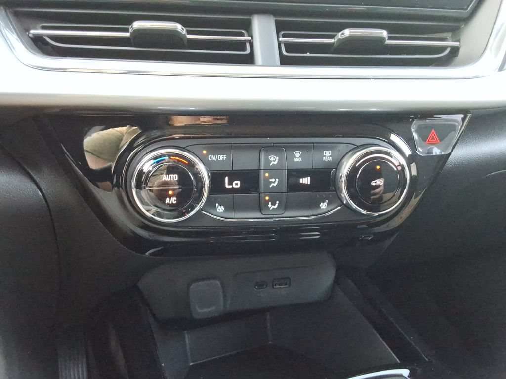 New 2026 Chevrolet Trax LT w/ Driver Confidence Package FWD image 29