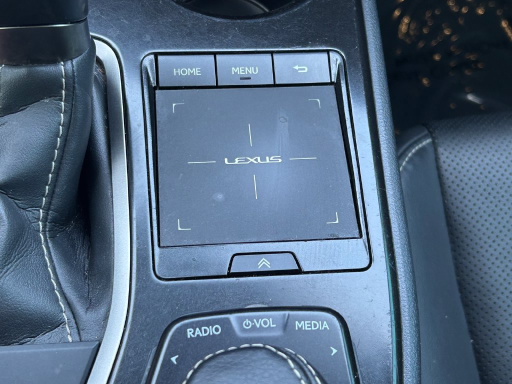 Used 2021 Lexus UX 200 w/ Premium Package FWD image 27