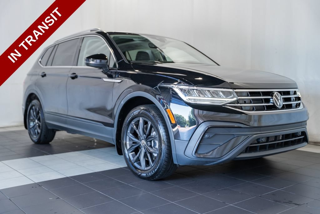 Used 2024 Volkswagen Tiguan SE