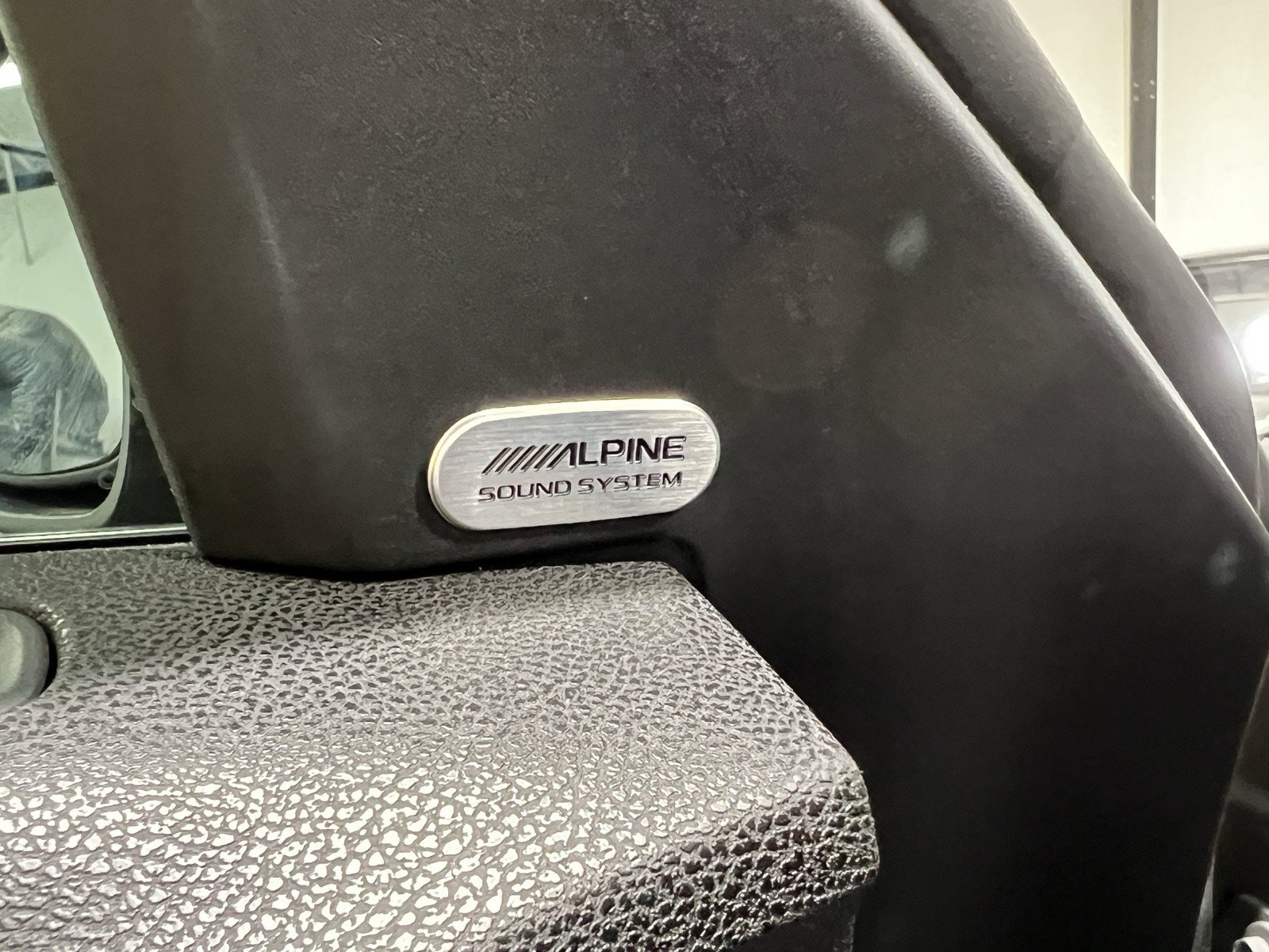 Used 2018 Dodge Charger SXT Plus RWD image 26