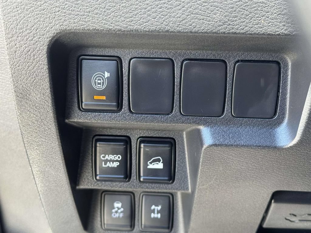 Certified 2025 Nissan Frontier PRO-4X AWD/4WD image 19