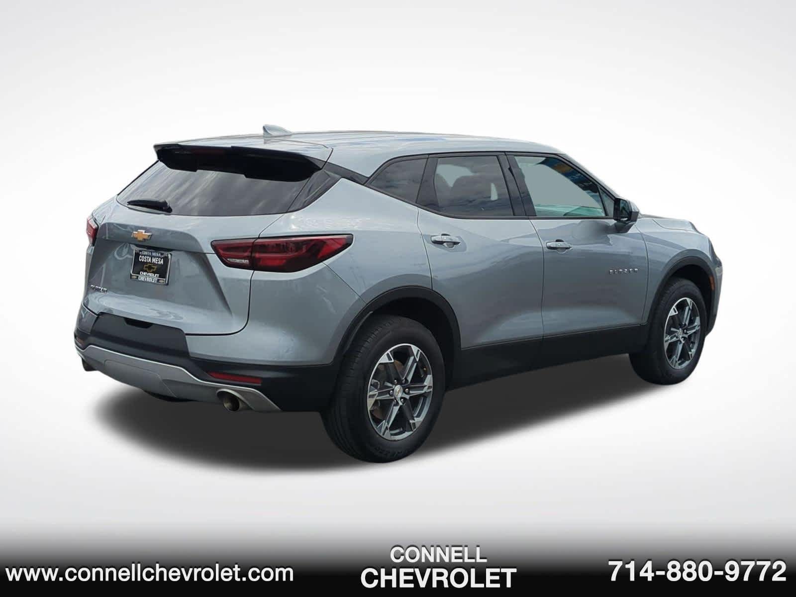 Used 2025 Chevrolet Blazer LT FWD image 5