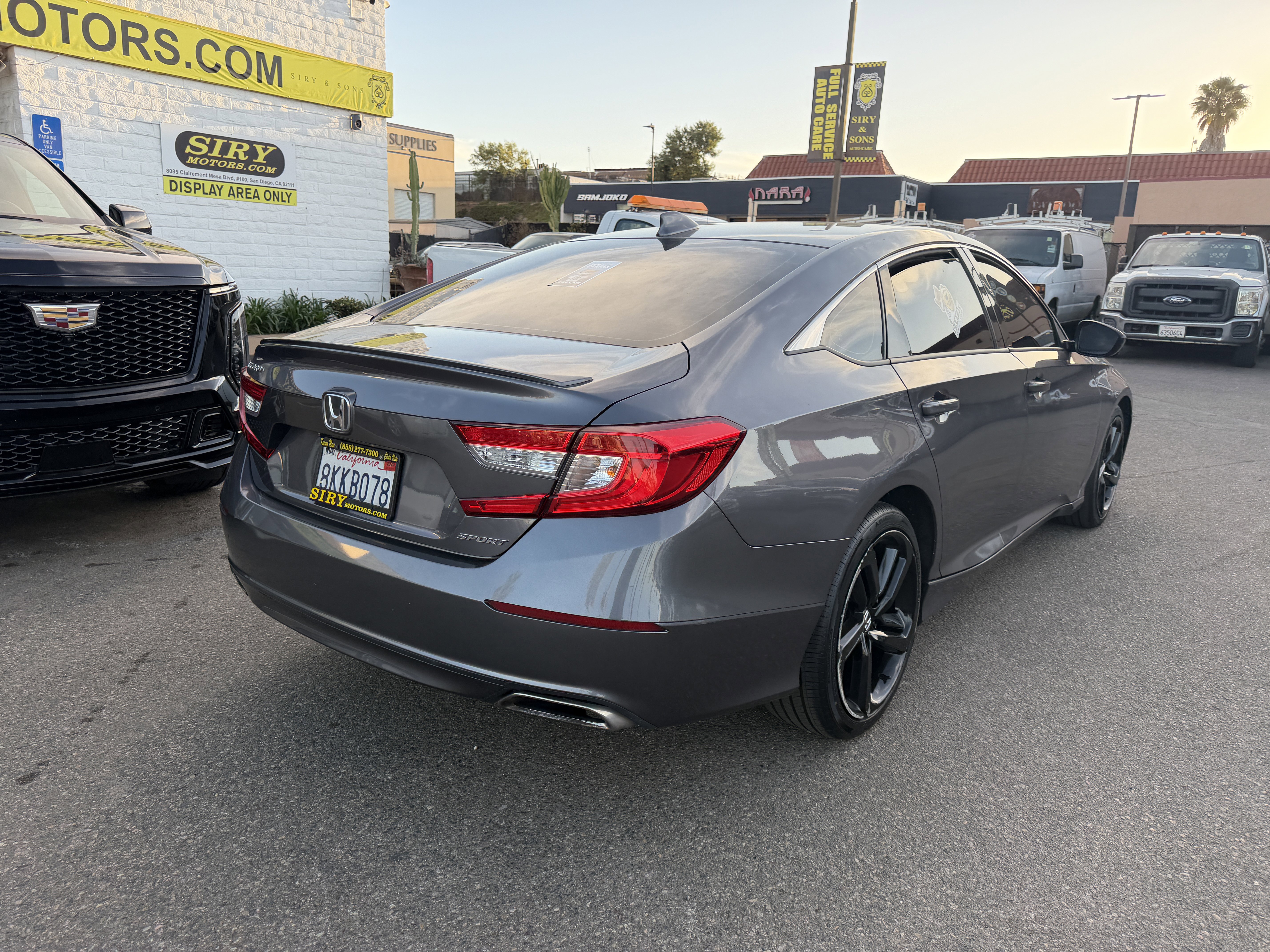 Used 2019 Honda Accord Sport image 3