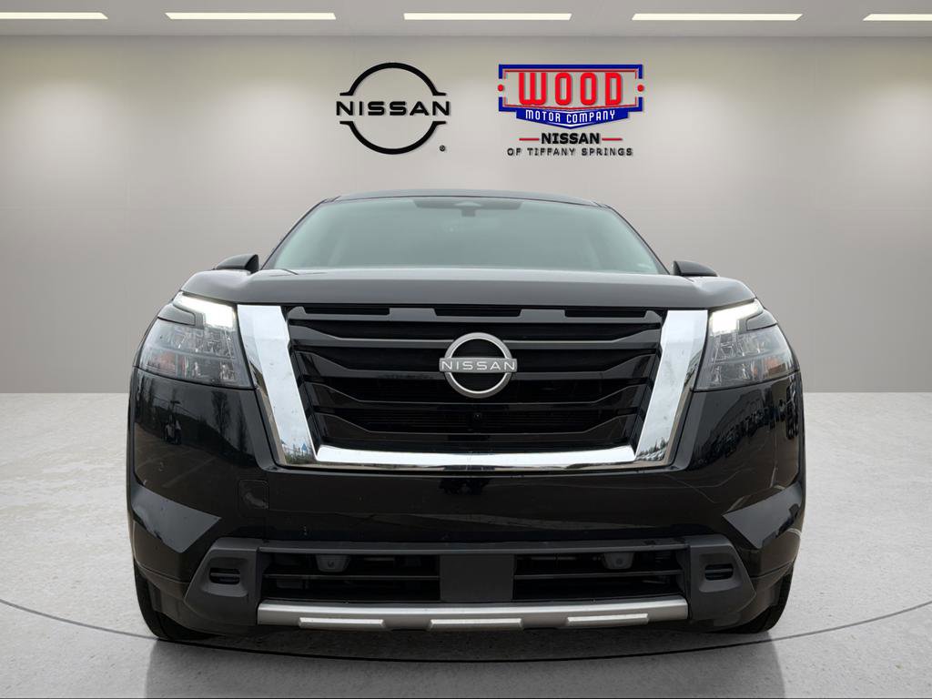 Certified 2025 Nissan Pathfinder SL image 6