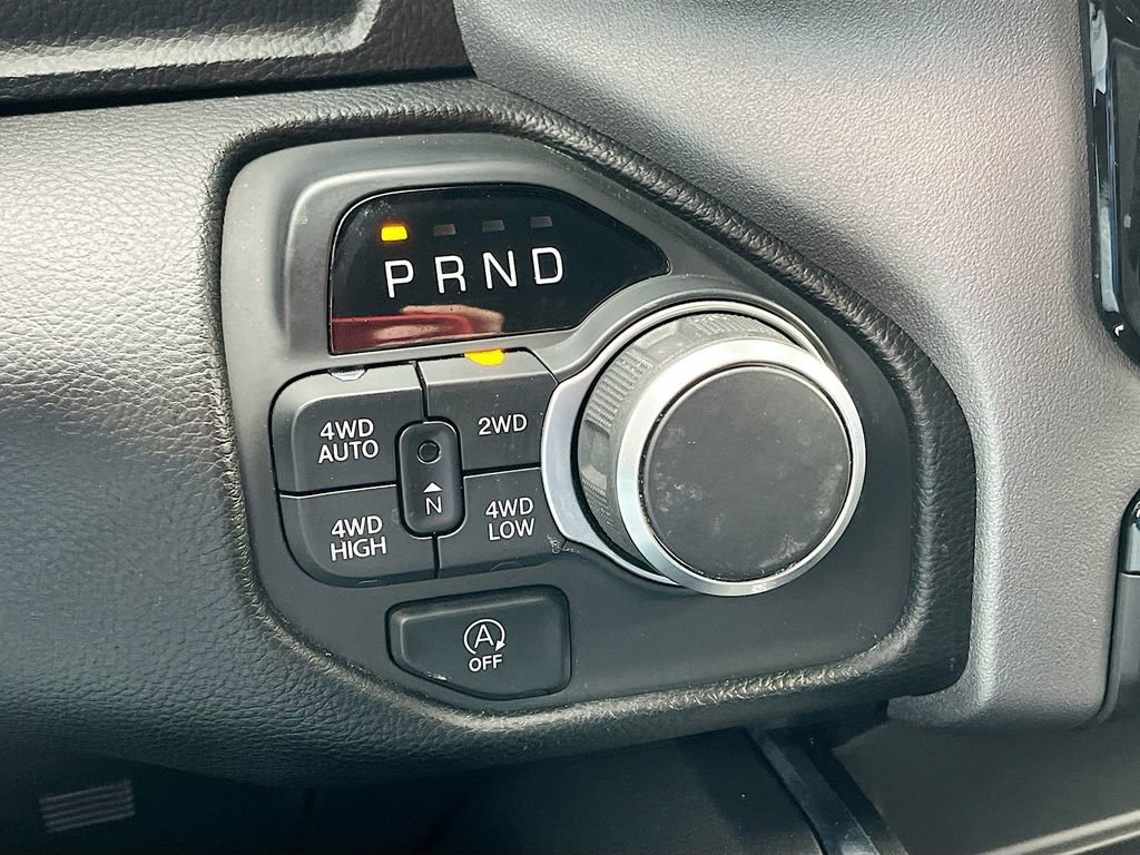 Used 2025 RAM 1500 Big Horn AWD/4WD image 16
