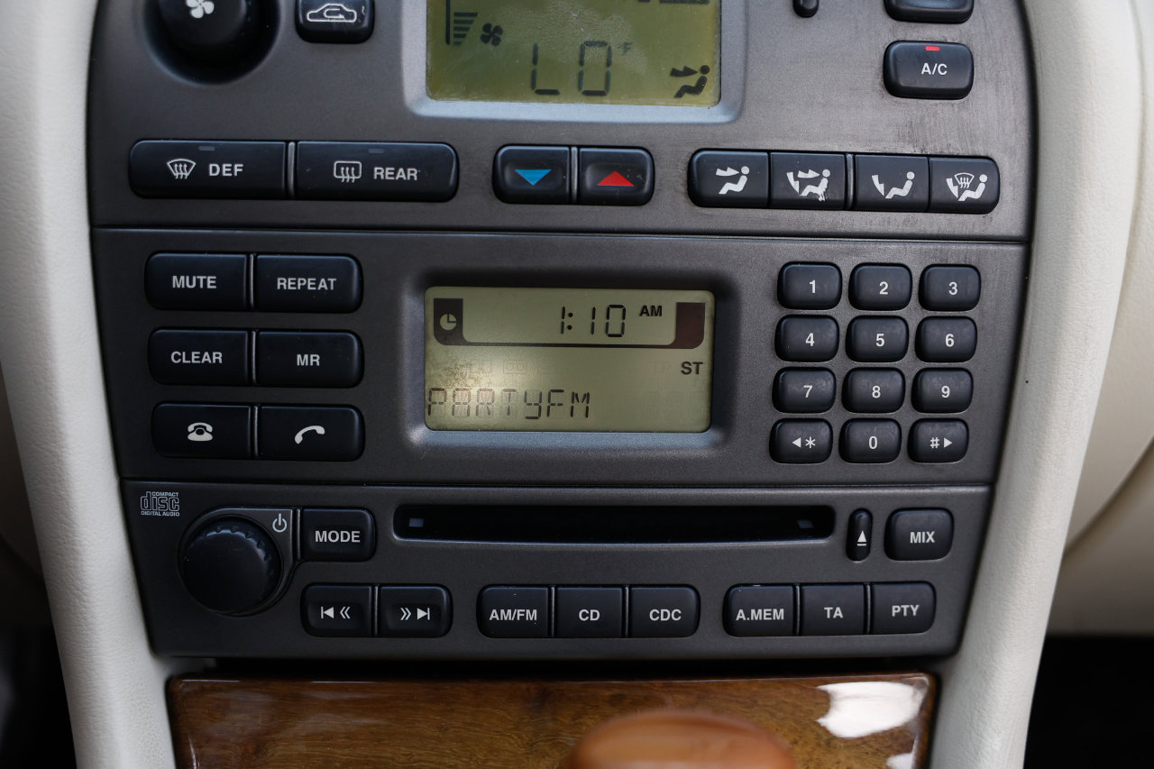 Used 2005 Jaguar X-TYPE 3.0 image 31