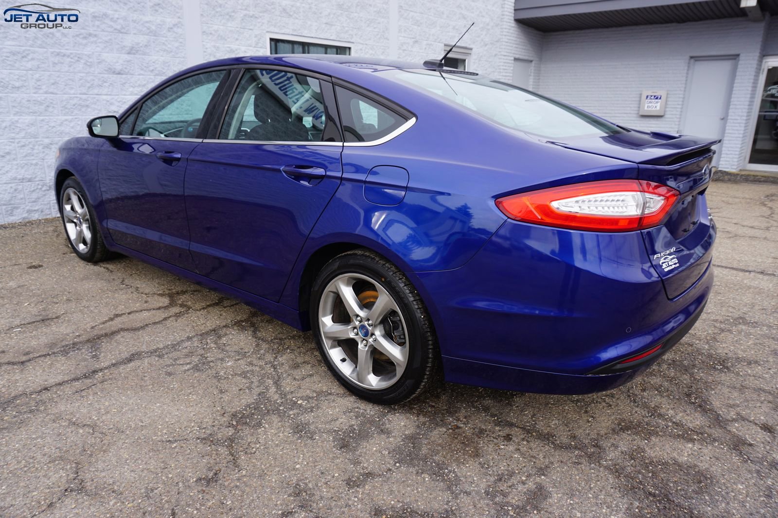 Used 2013 Ford Fusion SE image 8