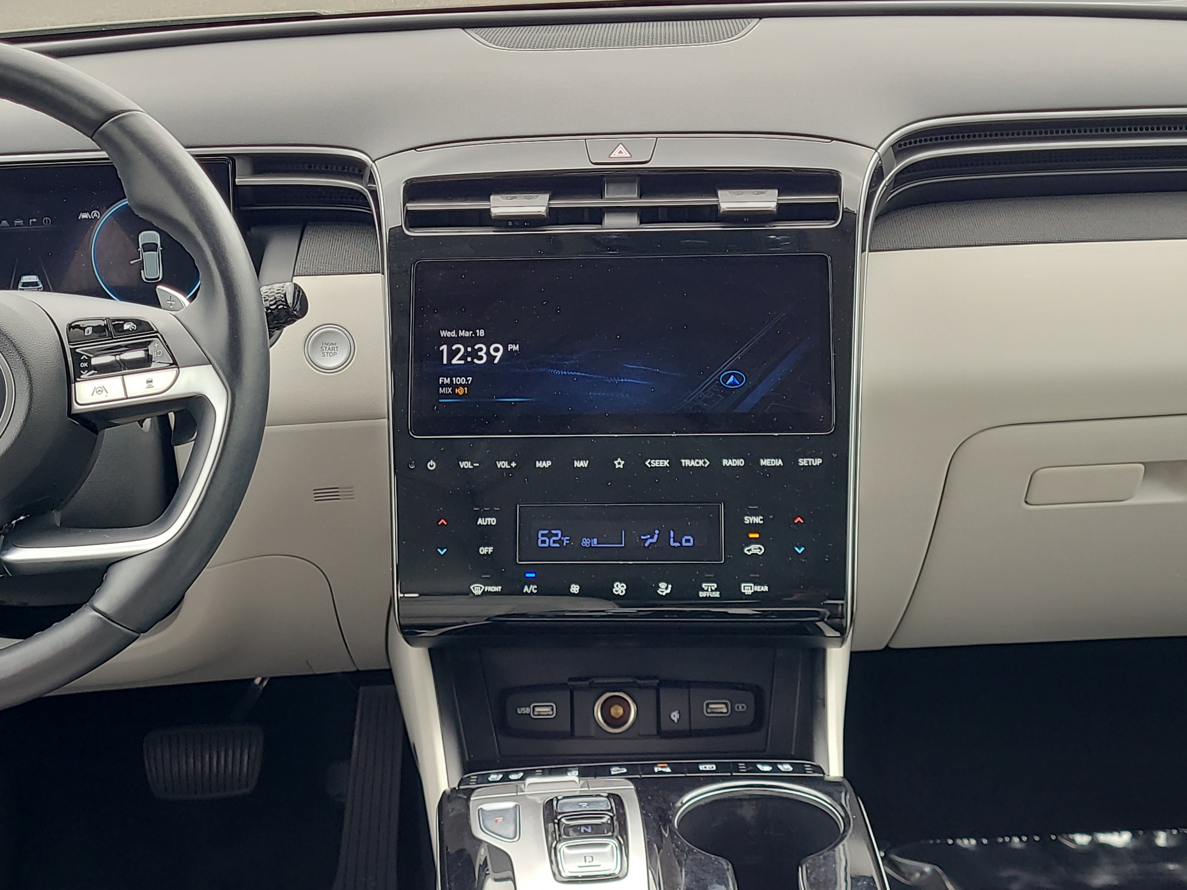 Used 2022 Hyundai Tucson Limited image 16