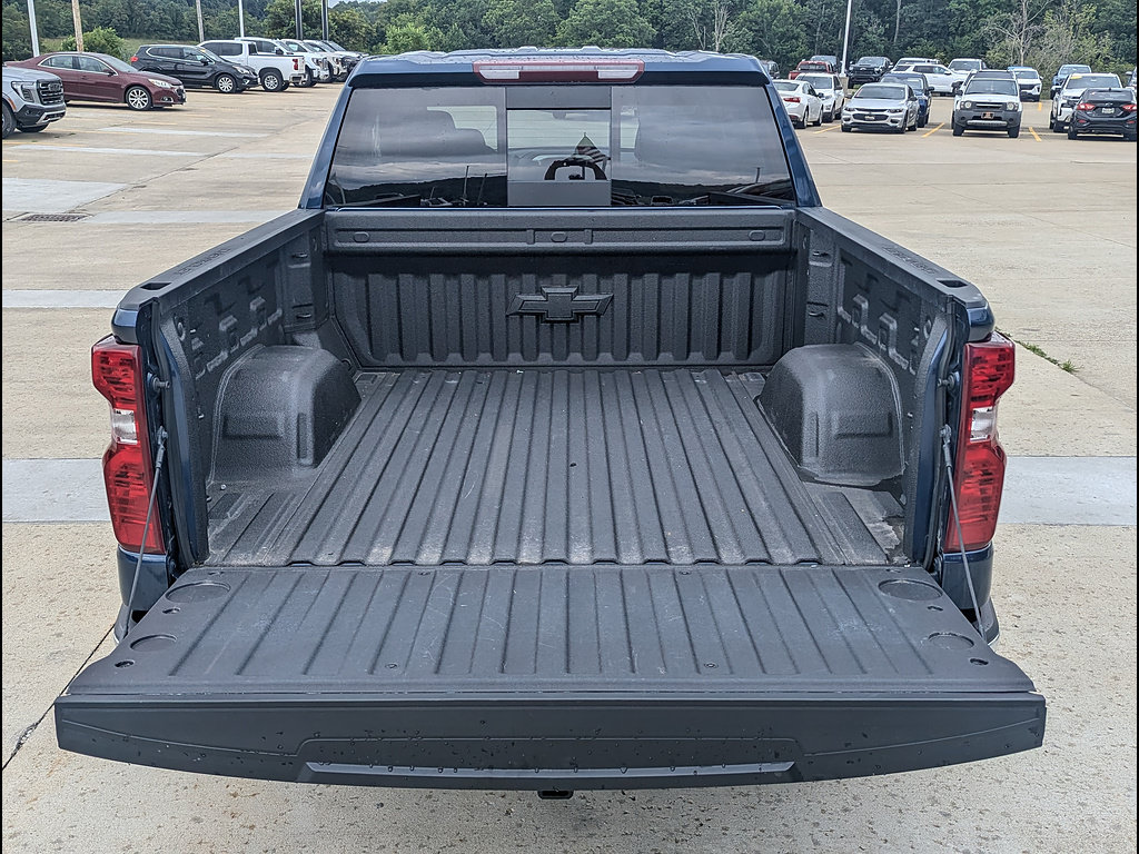 Used 2019 Chevrolet Silverado 1500 LT w/ All-Star Edition AWD/4WD image 14