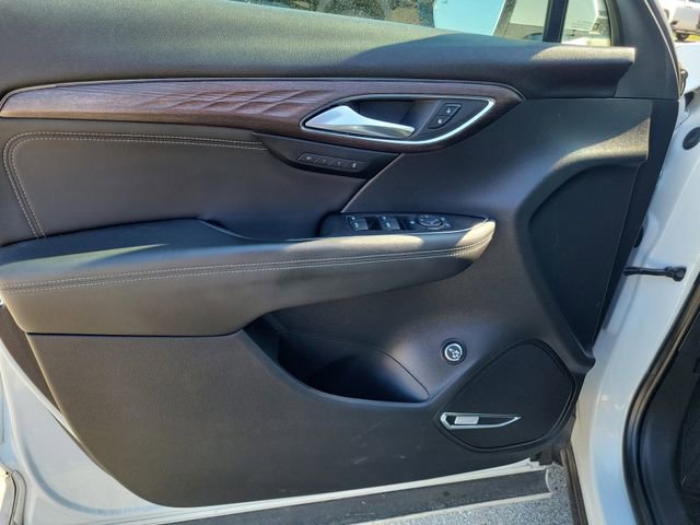Used 2021 Buick Envision Avenir w/ Technology Package II image 22