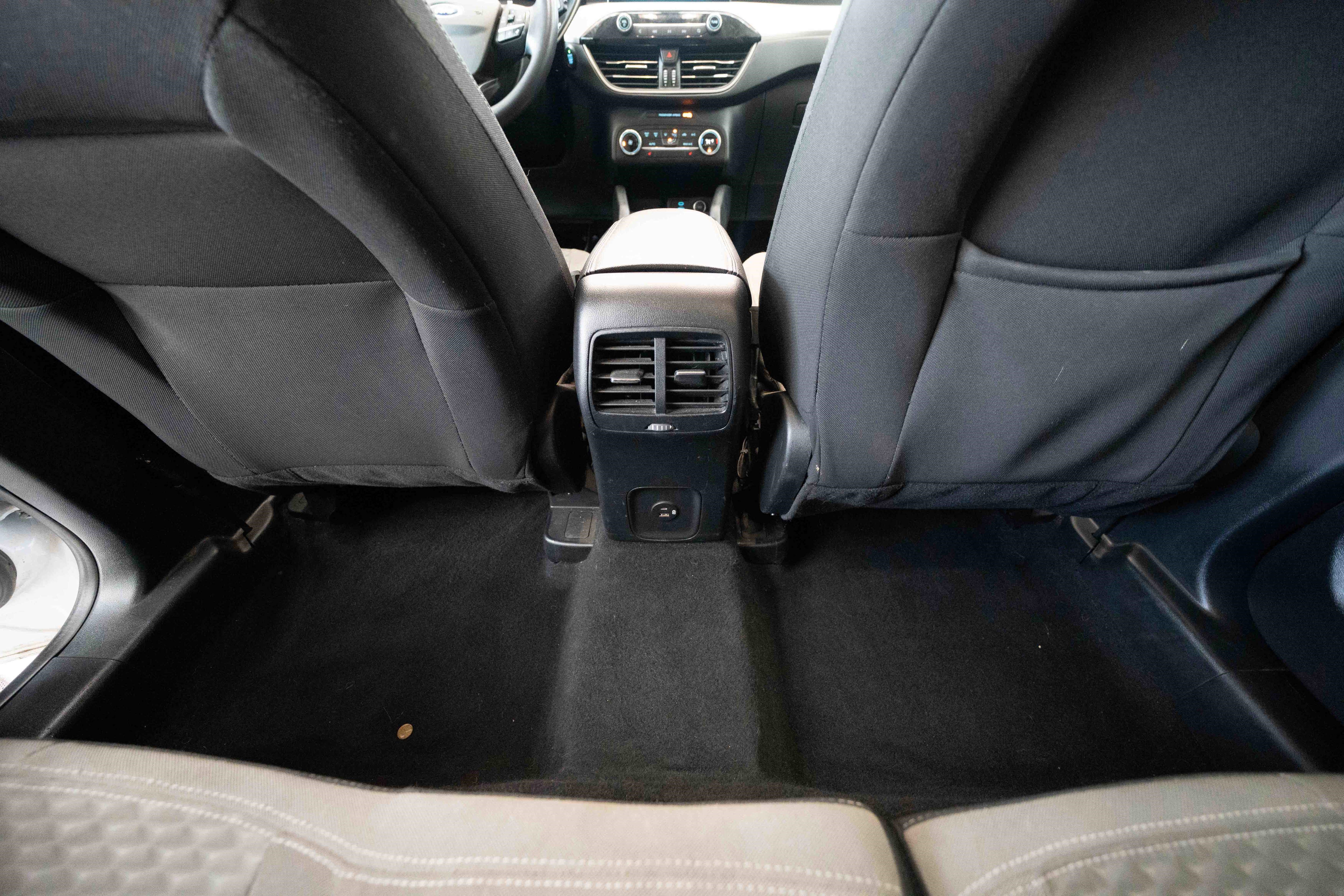 Used 2020 Ford Escape SE image 23