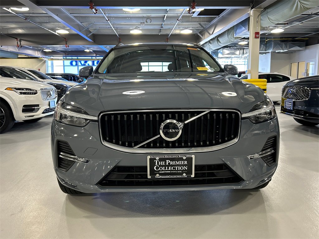 Certified 2023 Volvo XC60 B5 Core w/ Climate Package image 6