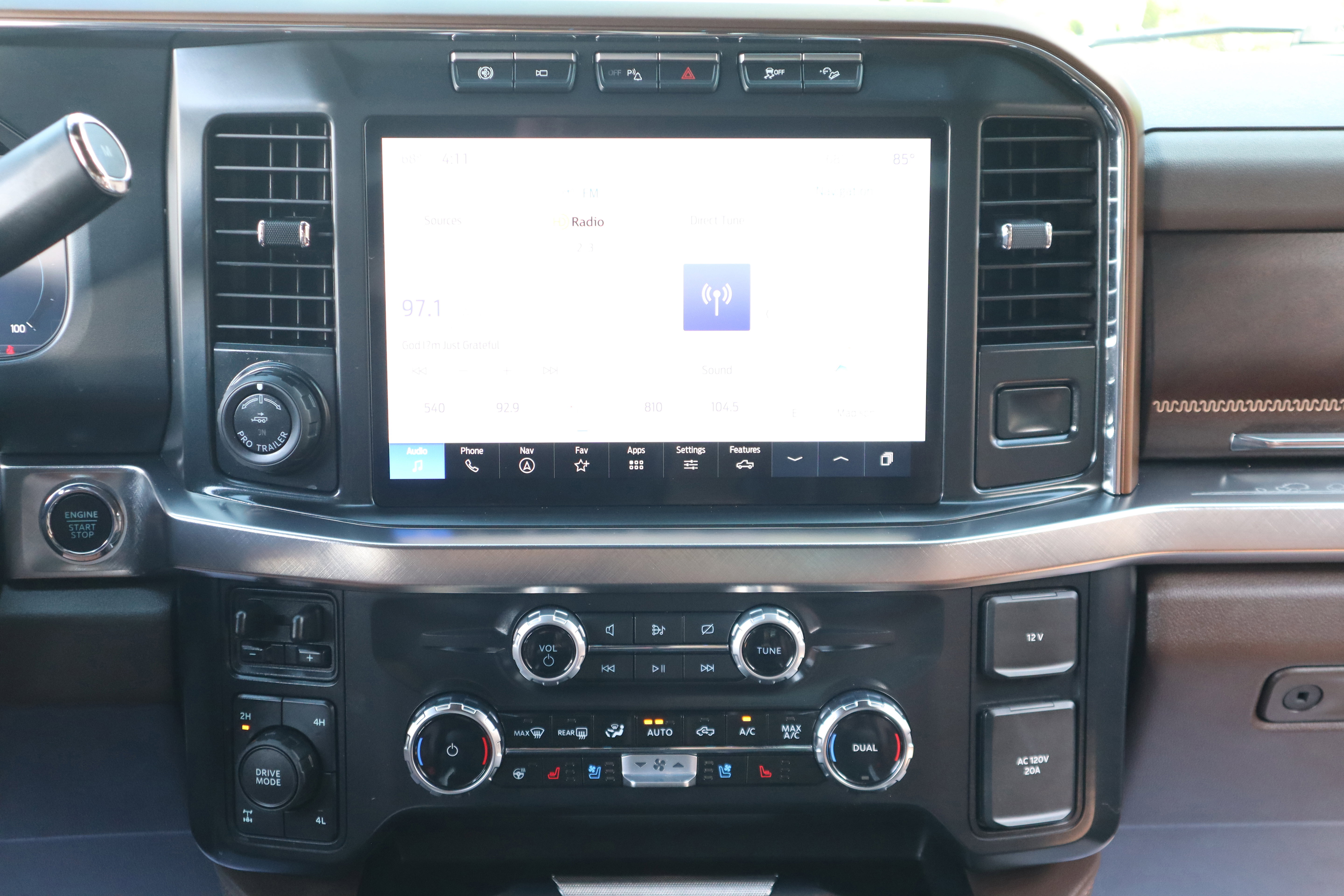 Used 2024 Ford F350 King Ranch w/ Chrome Package AWD/4WD image 15