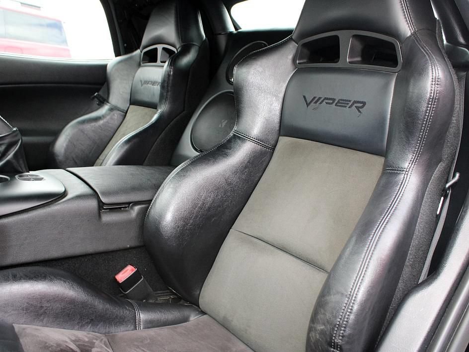Used 2006 Dodge Viper SRT-10 RWD image 30