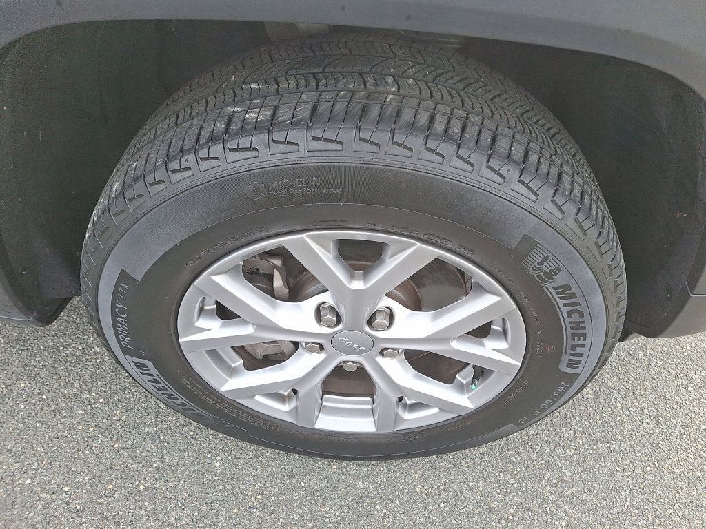 Used 2021 Jeep Grand Cherokee L Limited image 9