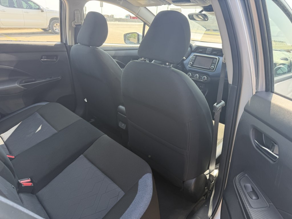 Used 2025 Nissan Versa SV FWD image 21
