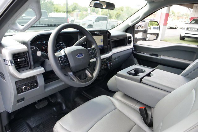 Used 2025 Ford F250 XL RWD image 48