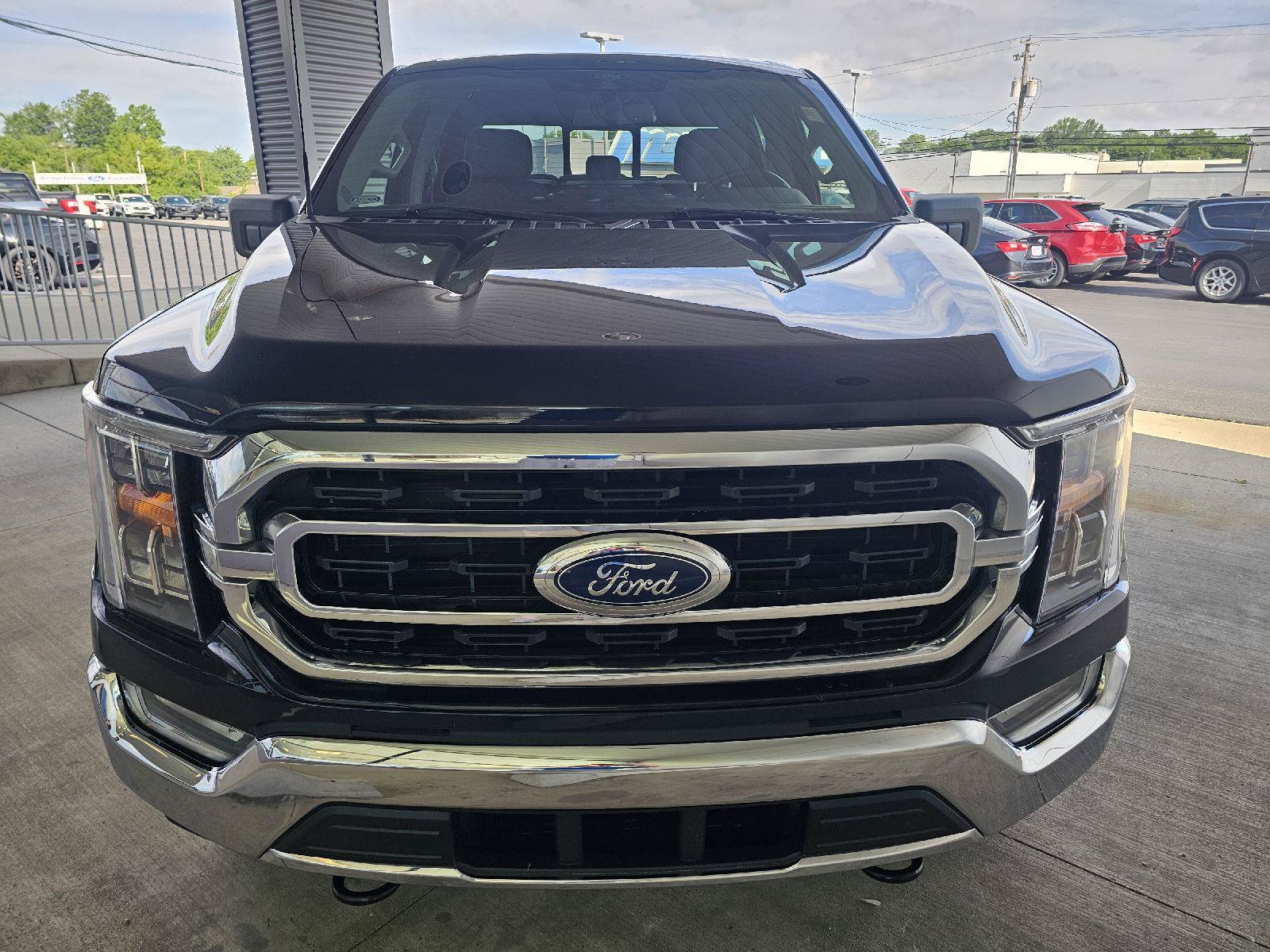 Used 2022 Ford F150 XLT w/ Equipment Group 302A High AWD/4WD image 8