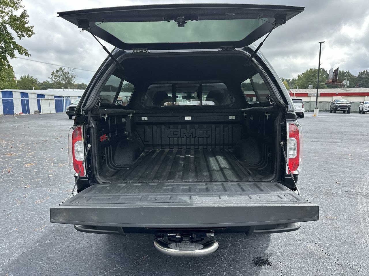 Used 2017 GMC Canyon SLE w/ All Terrain Package image 27